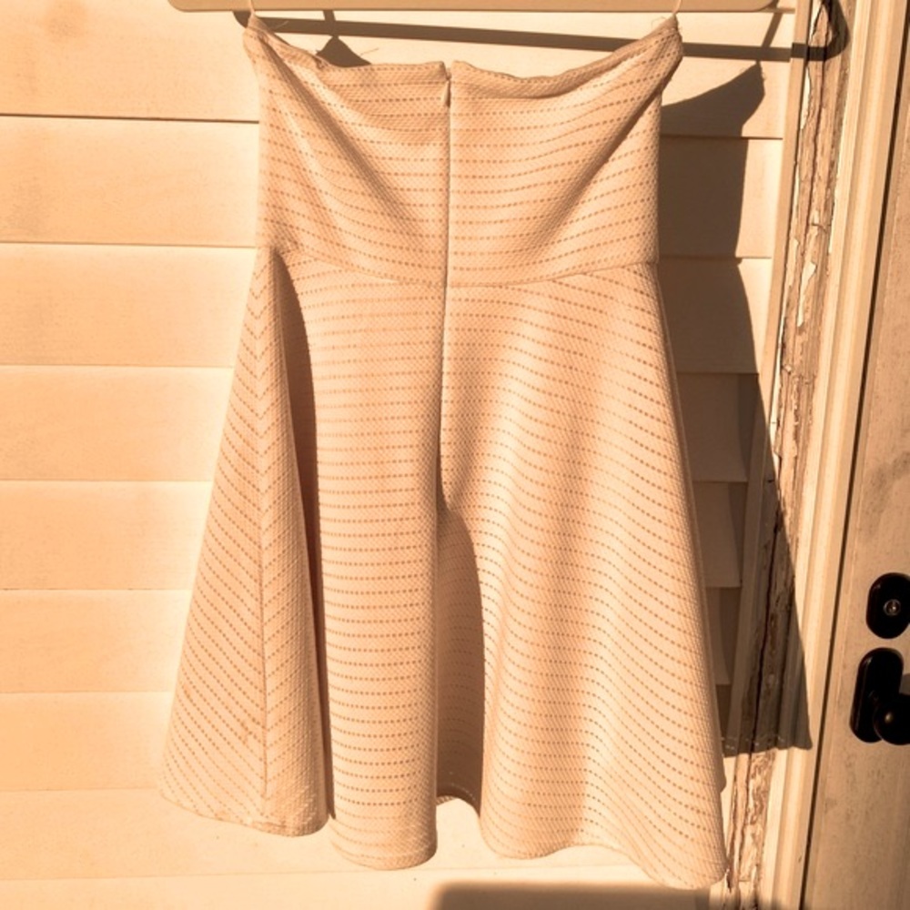EXPRESS STRAPLESS DRESS - Picture 3 of 4